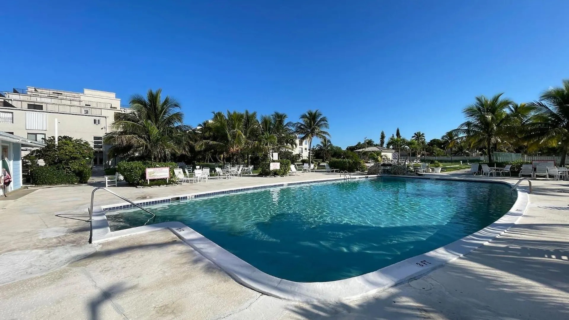 New Stunning Beachfront Condo At The Coral Beach Freeport 0*,  Bahamas