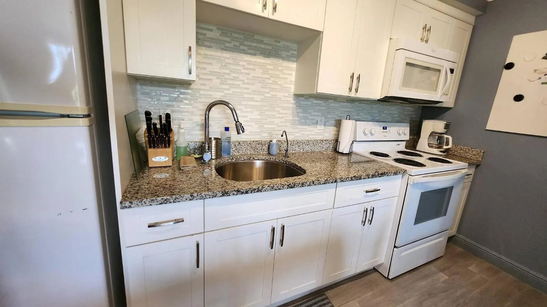 New Stunning Beachfront Condo At The Coral Beach Freeport Appartamento